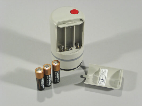 The Erec-Tech ® AVP-1000 works with 3x AA alkaline batteries